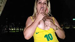 shes so horny outdoors tonite