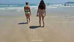 After Beach, Novinhas Gabbie and Barbara Give Rennan Intense Blowjob in Outdoor Passion