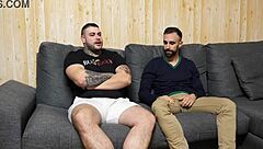 mi amigo hetero me folla el culo por primera vez