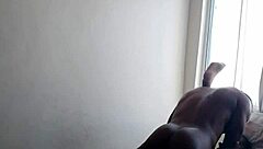 Lilpuddingbowls Shaved Pussy Licked By Monster Cock