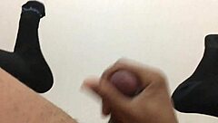 straight guy masturbating for gay friend, what a surprise