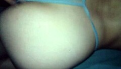 grabando con el celular a mi novia de perrito