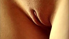 Finger Licking Babes Can't Hold Back Cum!