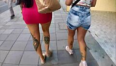 olha que encontrei elisa sanches e dinni gata no centro de porto alegre