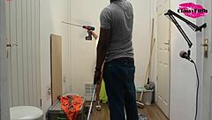 Behind the scenes with cute babe at photo shoot