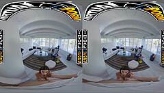 Virtual Porn - Mae Milano's Step Creep!