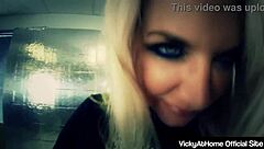 Vicky Vette Blowjobs Man to Cum on Tits