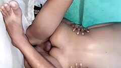 Mi culito está satisfecho por la verga que me estoy comiendo