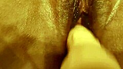 Hete Mila Tests Real Dildo With Neukmachine