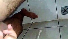 Boy Jerks Off After Shower!