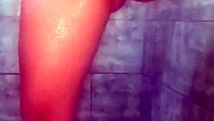 A vizinha novinha mandou v�deo tomando banho