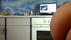 Sexydeas says, 'My big ass in kitchen is irresistible.'