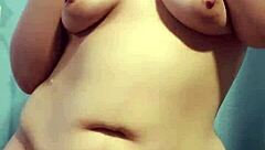 shaking pawg ass while smoking.