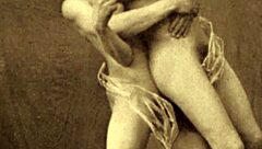 在我秘密生活中，复古双性恋摩擦龟头