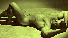 在我秘密生活中，复古双性恋摩擦龟头