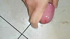 chinese girl experiences intense squirting solo