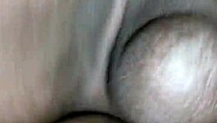 femme marié baise avec son amant en mode anal