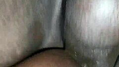 femme marié baise avec son amant en mode anal