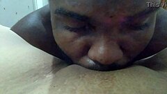 Chupando O Bichano Novinho