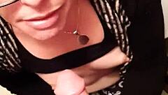 i love pleasing my step brother with my mouth