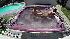 Dayanara Shaved Pussy In Hot Tub