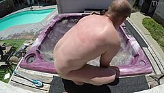 Dayanara Shaved Pussy In Hot Tub