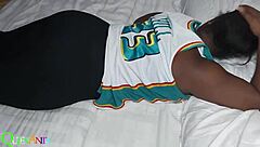 Ebony lady with big ass gives blowjob and cumshot after horny pickup