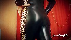 damn, jennstarcd crossdresser fingering and gaping solo fun!