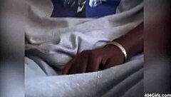 19岁准备好原始贫民窟性爱。