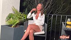 Vittoria, The Naughty Slut With Irresistible Curves!