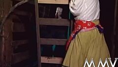 Mature bitch with big natural tits sucking cock in retro hardcore scene