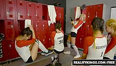 Haley Reed, Jaye Summers, Lily Jordan, Penelope Lick Pussy In Lesbian Reality Scene