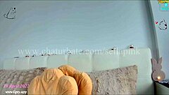 sella pink says, 'watch me masturbate to orgasm on cam, teen 18+ style?'