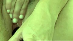 taylor shows of her amazing tits