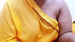 Sri Lankan Tamil Lady With Natural Tits Shows Off