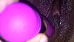 Oh wow! This college student masturbates intensely in her dorm room!