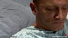 护士被制服、绑起来、粗暴占有