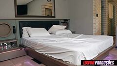 brunette teen sucks ass and pussy in 1on1 anal