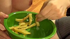 girl eats cum off fries? watch this