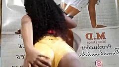 guerra de bunda 2 with teen latina sluts dancing