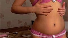 Horny Mature Brunette Uses Dildo On Webcam!