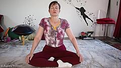 lesson 333 with shaved milf girlfriend