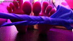 I love my slut's footjob in sneakers