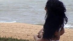 fio dental shows pussy on porto seguro beach