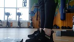 A Young Female Shakes Her Ass In The Gym