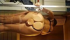 fuck me hard in this public sauna now