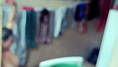 meu vizinho me filmou pelada no quintal e eu dei a buceta pra ele