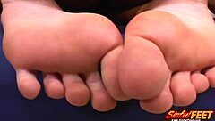 Enjoy Sexy Feet Compilation With Teen 18+ Sucking And Cum