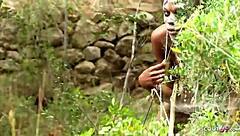 Petite Ebony Teen Bianka Seduces Stranger For Rough Deepthroat