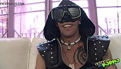 Blindfolded sex with unknown Asian lady in bondage?